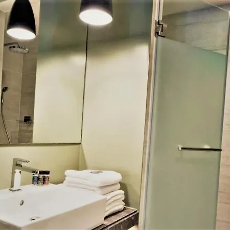 Aparthotel Light Golden Hotel Warna